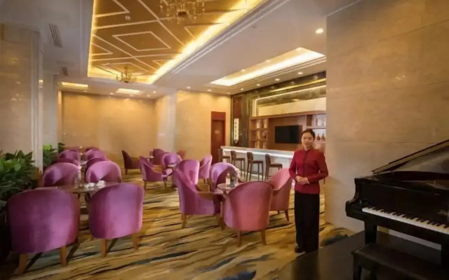 Leishan Defeng Kailong Hot Spring Hotel
