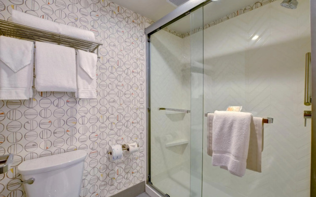 THE 1O1 Jakarta Airport CBC