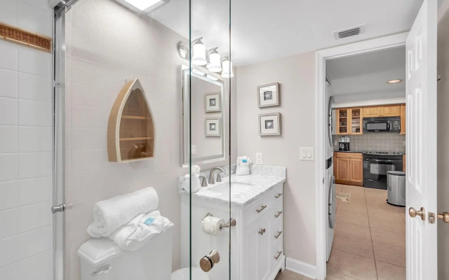 Land's End 11-306 Beach Front - Premier