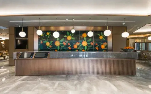 Orange Hotel (Tengzhou Longquan Road)