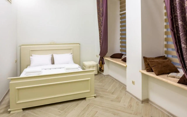 Avangard Sholom Aleichem* Apartment