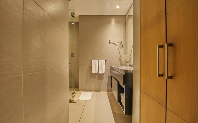 Stylish 1BR Apartment w Balcony Amazing View