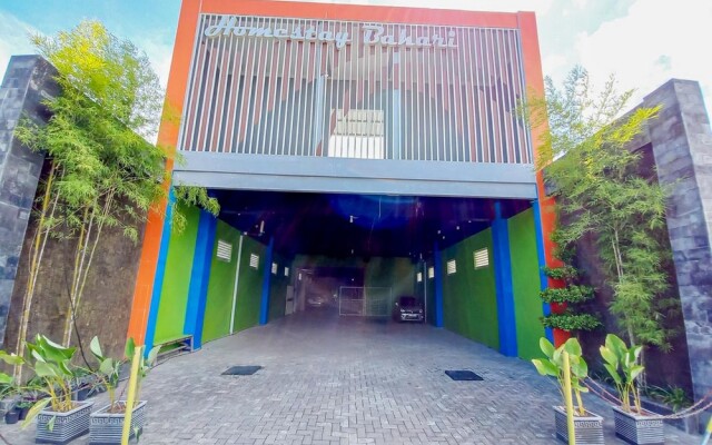 Homestay Bahari near Wisata Bahari Tlocor Sidoarjo Mitra RedDoorz