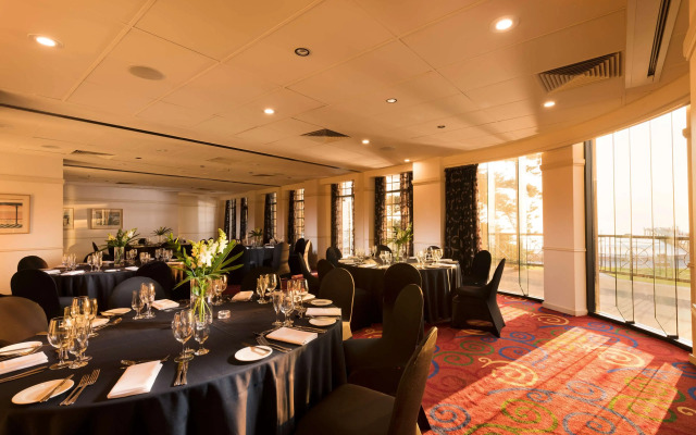 Stamford Grand Adelaide