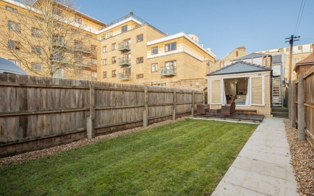 Hills Road Flat