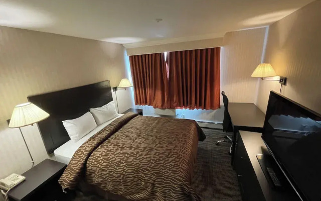 ALMAC HOTEL Lac La Biche