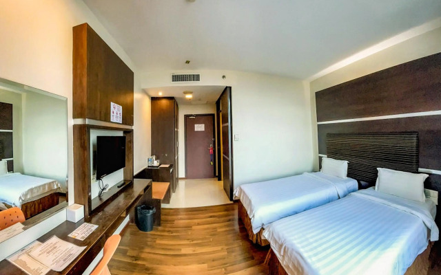 Courtyard Hotel @ 1Borneo