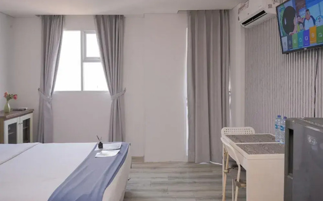 Comfy Studio Room at Bintaro Icon Apartment