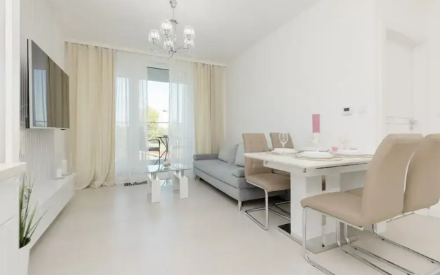 Zabłocie Apartments Cracow by Renters