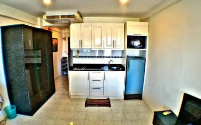 Jomtien Beach Studio Fl11