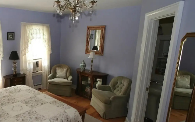 Green River Bridge House