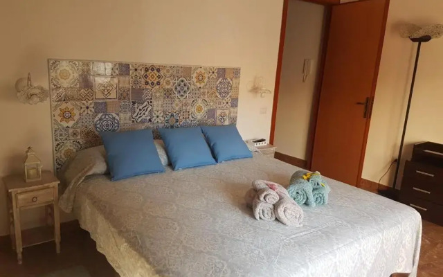 Casa Vacanze Fronte Mare Calasetta "CA' U CAPPUN"