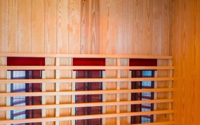Balaton Colors Beach Hotel