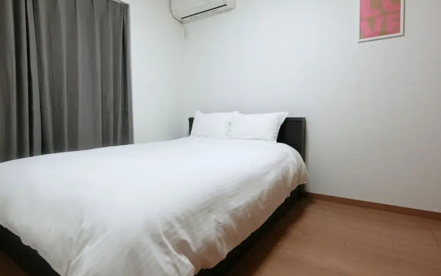 eRapos House Imamiya