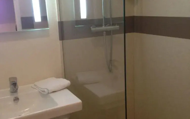 P'Tit Dej Hotel Clermont Ferrand Centre