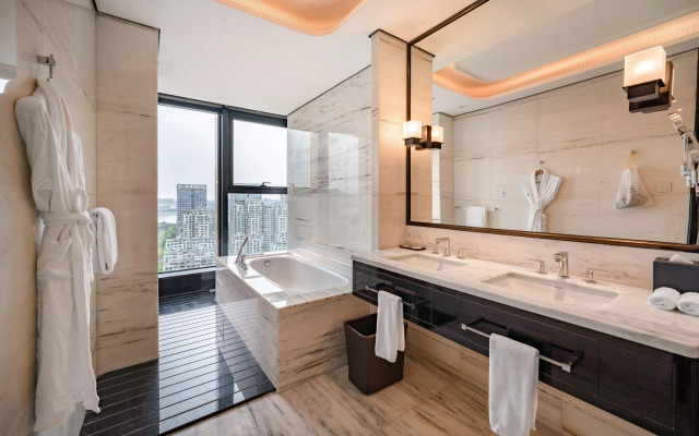 Voco Hangzhou Binjiang Minghao