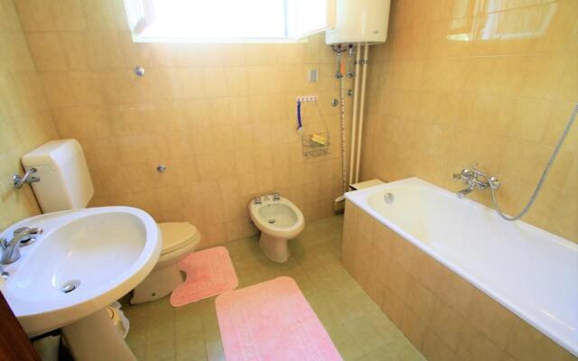 Labinac Ines, Only 300 M From Beach