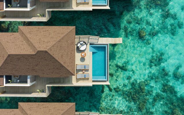 Avani+ Fares Maldives Resort