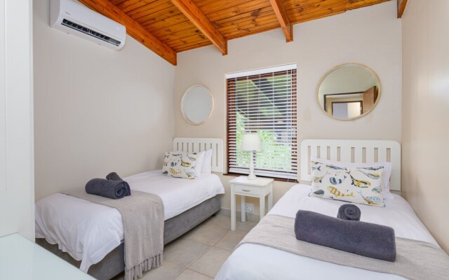 San Lameer Villa Rentals 3409