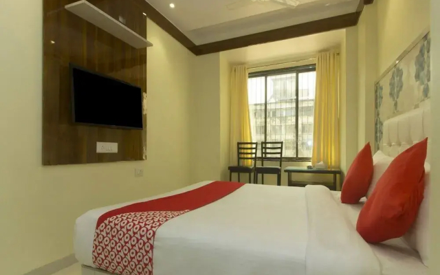 OYO 24458 Hotel Saim Pride