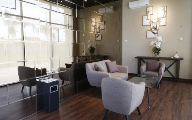 RedDoorz Plus near Universitas Sumatera Utara