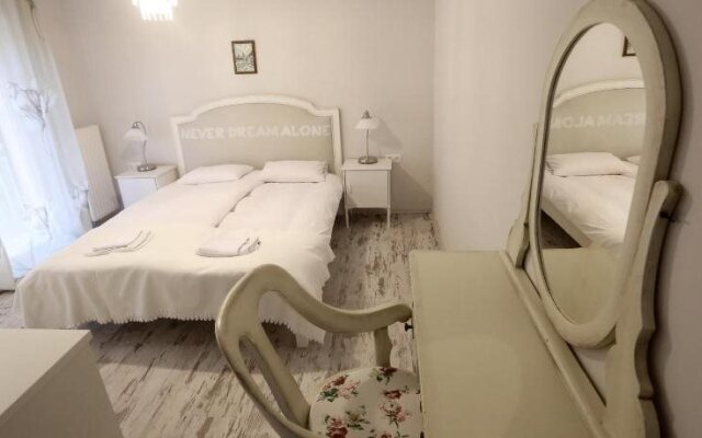 Pastel Guesthouse