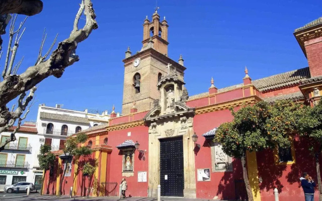Preciosa casa grande con patio en Sevilla 8PAX