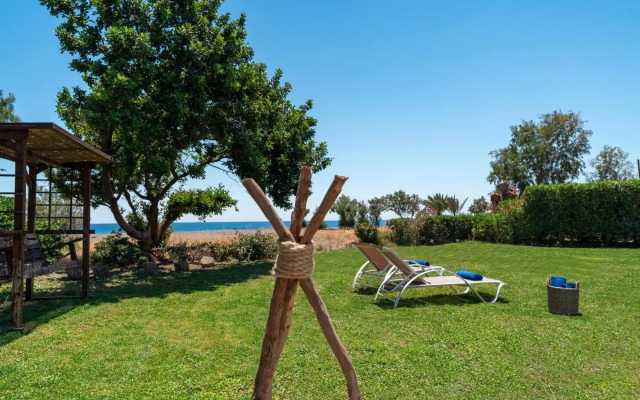Eco Beach and Magic Garden