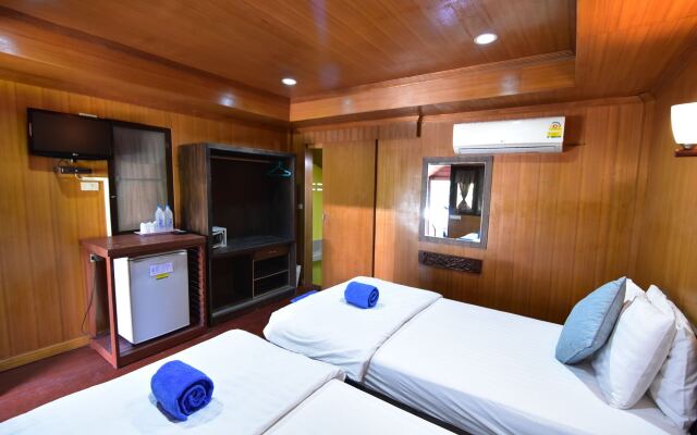 Lipe Power Beach Resort