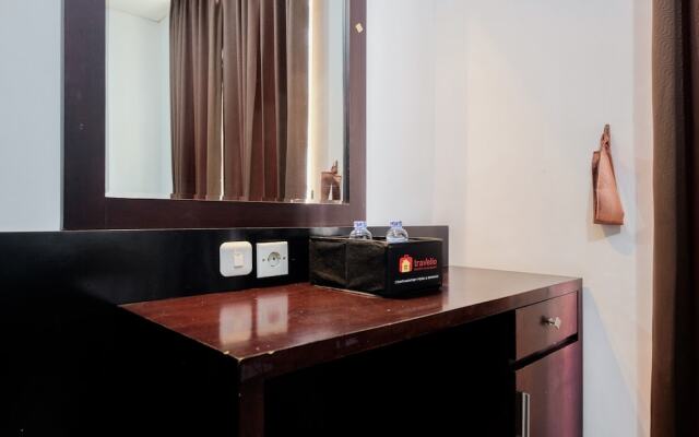 Comfort Living Studio Apartment At Mangga Dua Residence