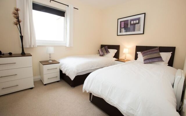 White Star Apartments