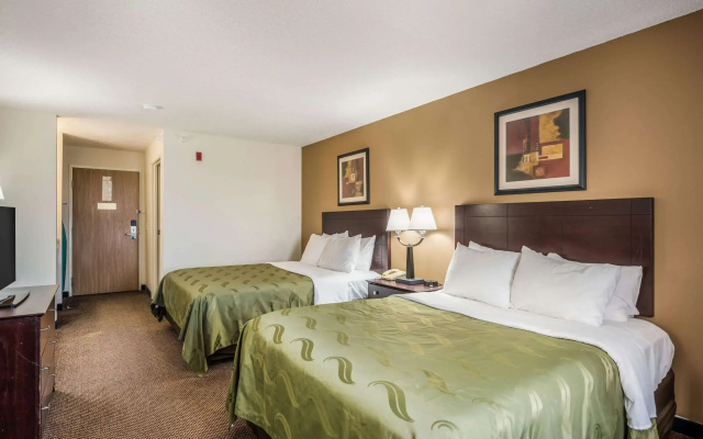 Quality Inn & Suites Eldridge Davenport North