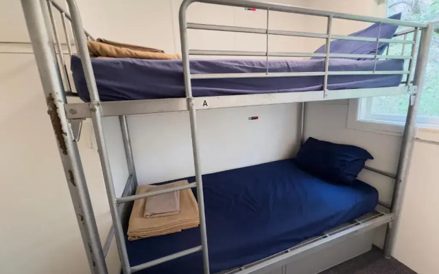 Waiheke Backpackers Hostel
