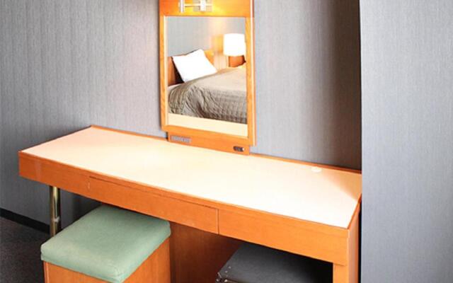 HOTEL LiVEMAX Hiratsuka Ekimae