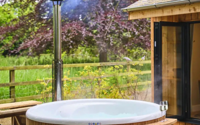 The Weeping Willow Lodges
