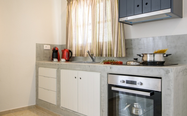 De_naxia Suites