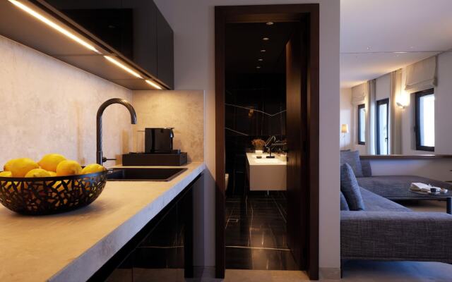 Aernia Suites & Art