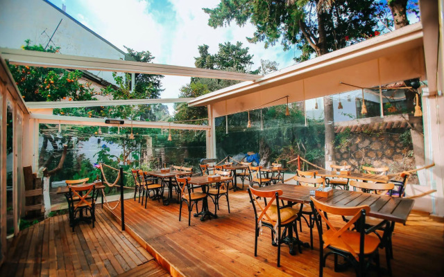 Hadrianus Boutique Hotel