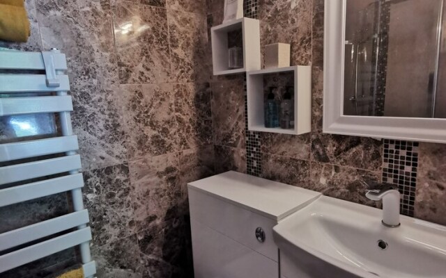 Dolweunydd Bed & Breakfast