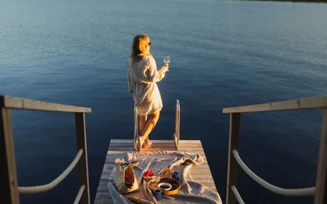 Bella Lake Resort