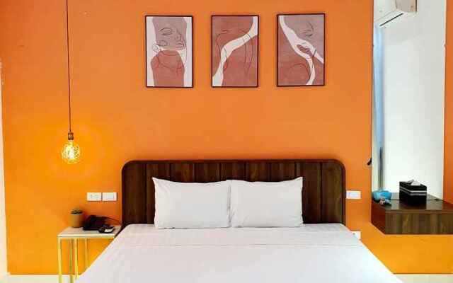 Corona Hanoi House