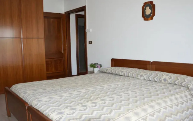 Wonderful two Bedroom Apartment Close to the Beach
