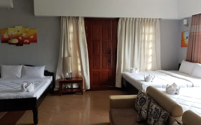 Pillar Hotel