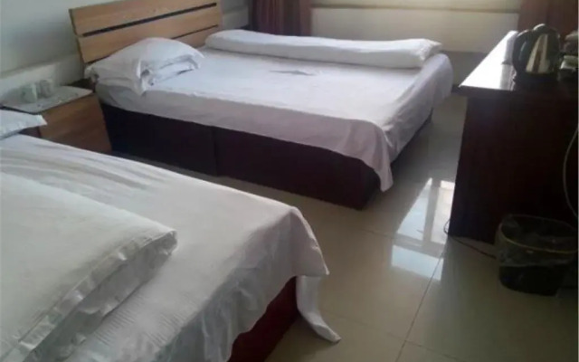 Zhalantun Jianxin Business Hotel