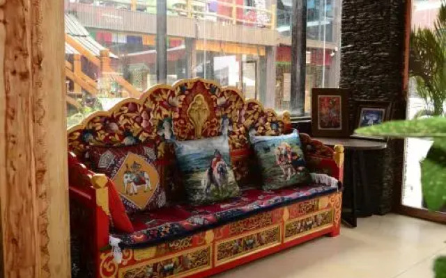 Gesaer Tibetan Culture Boutique Hotel