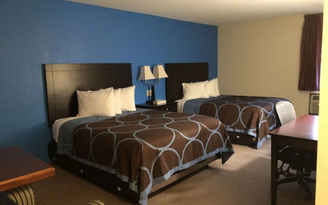 AmeriVu Inn & Suites
