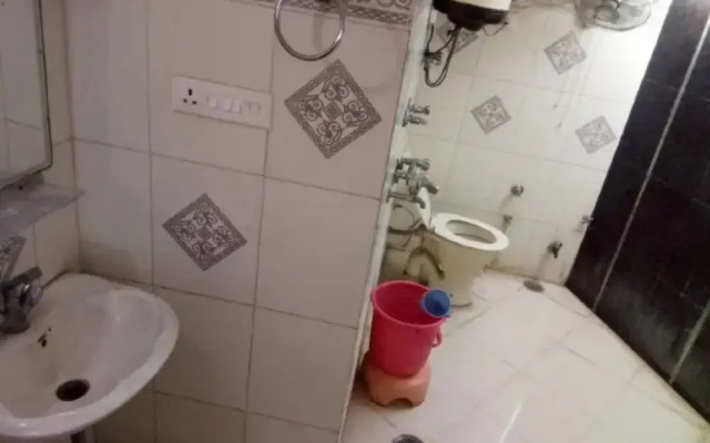 Goroomgo The Central Guest House Kanpur