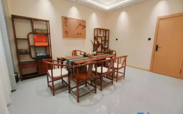 Seaman Hotel (Guangnan Lianhu Park Branch)