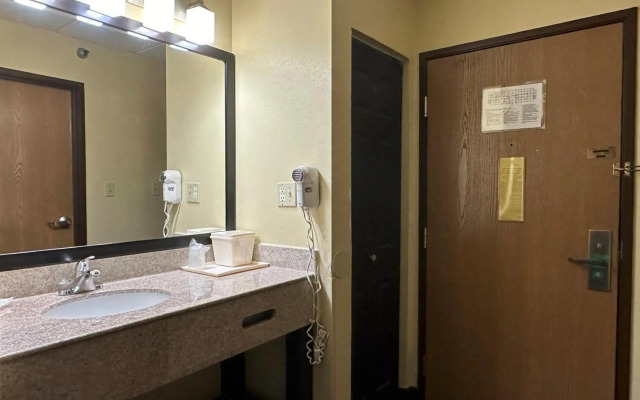 Quality Inn Perryville I-55
