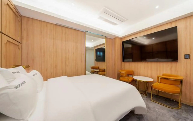 Hotel INSTA Suwon City Hall